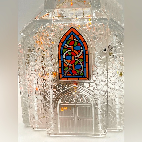 Vintage Avon Silent Night Pressed Clear Glass Church Stained Glass Window 1992 - Picture 4 of 11